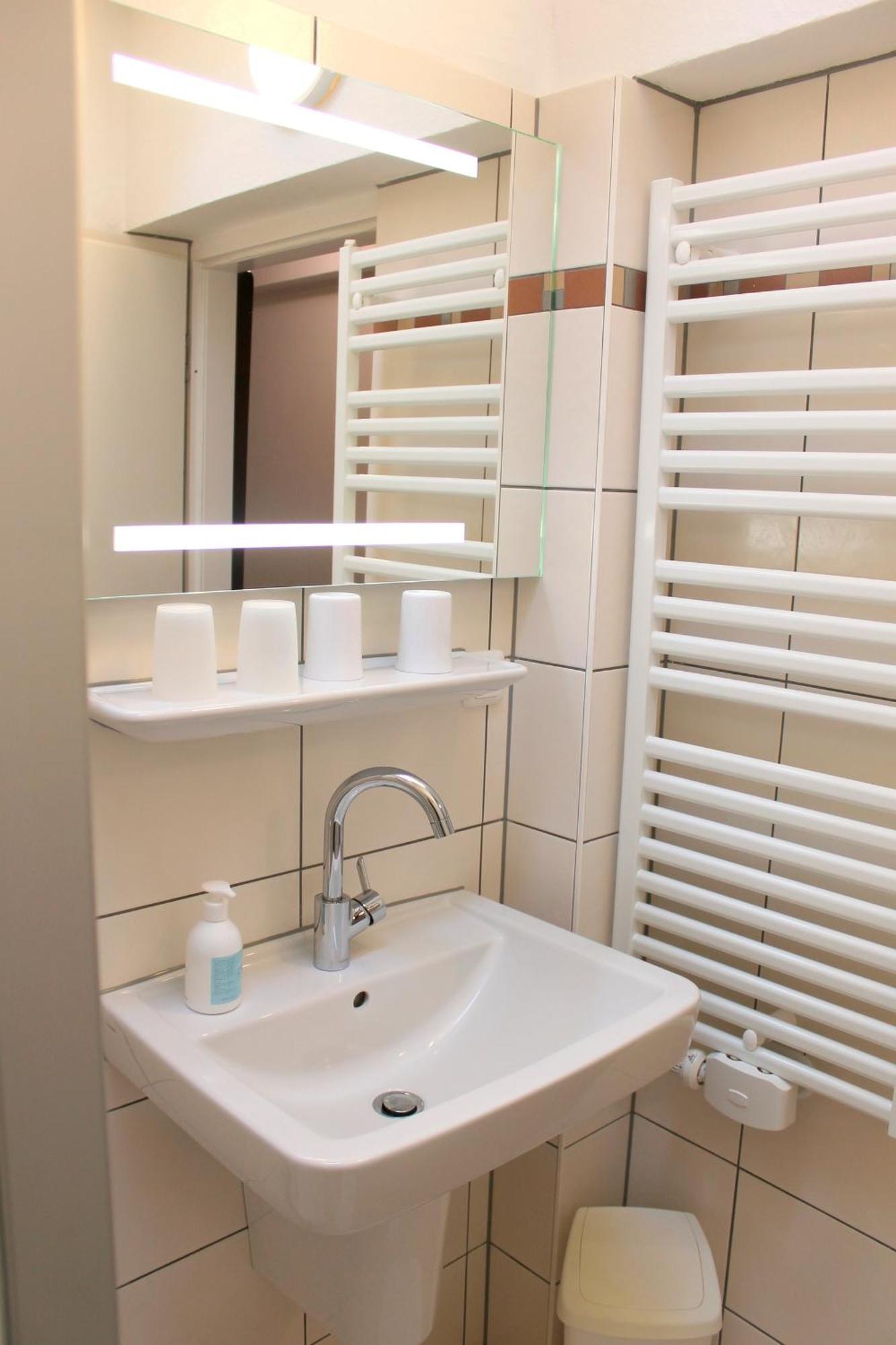 Wohnung 2 - G Pape - Schoene Terassenwohnung Mit Sep Ankleidezimmer, Kostenloses Wlan, Longstay Rabatt, Naehe Duenenpark Grömitz Exterior foto