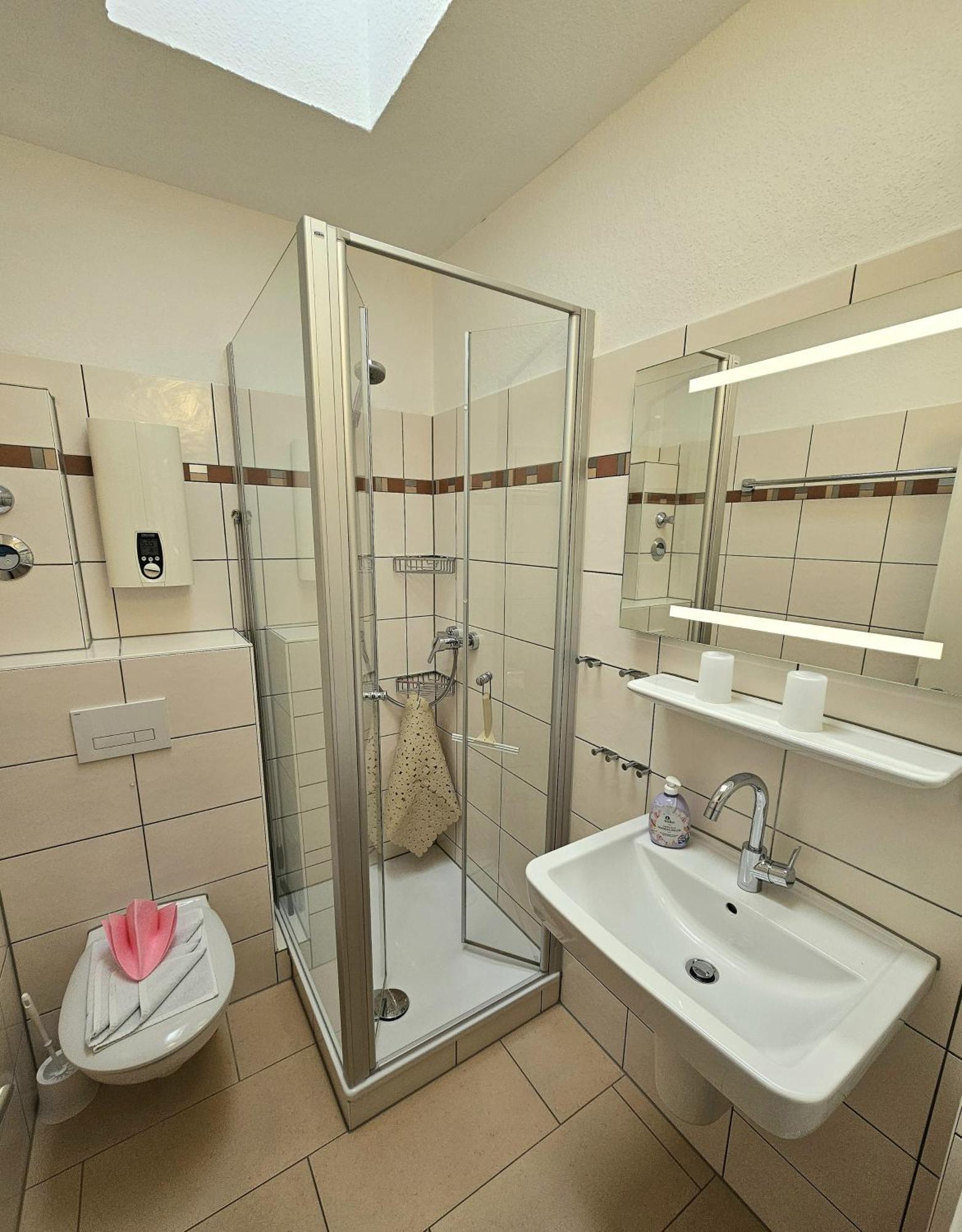 Wohnung 2 - G Pape - Schoene Terassenwohnung Mit Sep Ankleidezimmer, Kostenloses Wlan, Longstay Rabatt, Naehe Duenenpark Grömitz Exterior foto